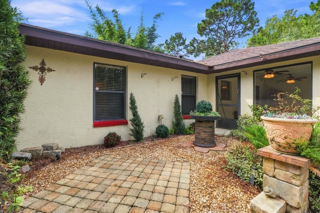 En Venta: $280,000 (3 camas, 2 baños, 1578 Pies cuadrados)