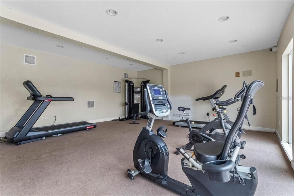В аренду: $1,950 (2 спален, 1 ванн, 1240 Квадратных фут)