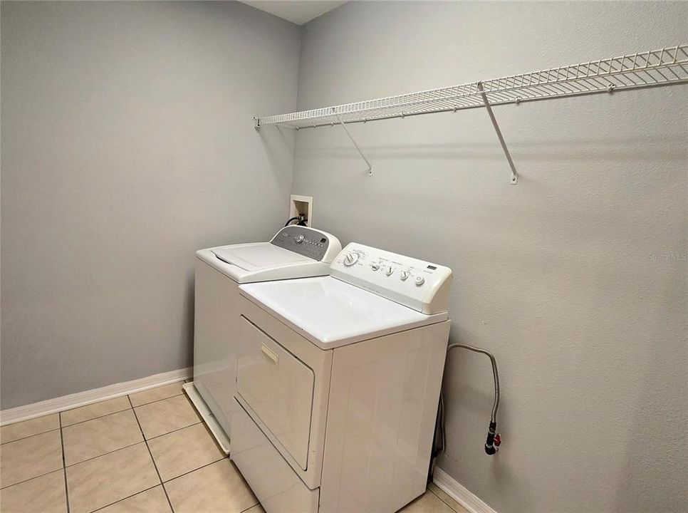 For Rent: $2,950 (5 beds, 2 baths, 2467 Square Feet)