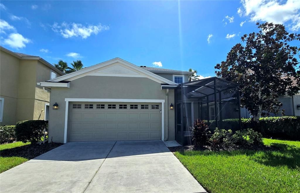 For Rent: $2,950 (5 beds, 2 baths, 2467 Square Feet)