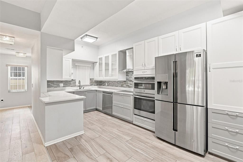 En Venta: $299,900 (3 camas, 2 baños, 1319 Pies cuadrados)
