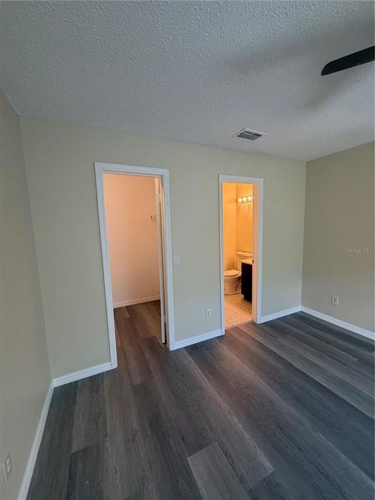 В аренду: $1,795 (2 спален, 2 ванн, 1013 Квадратных фут)