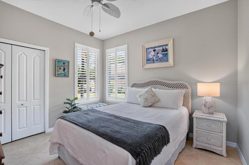 For Sale: $350,000 (3 beds, 2 baths, 1666 Square Feet)