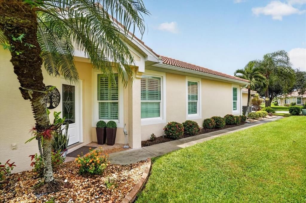 For Sale: $350,000 (3 beds, 2 baths, 1666 Square Feet)