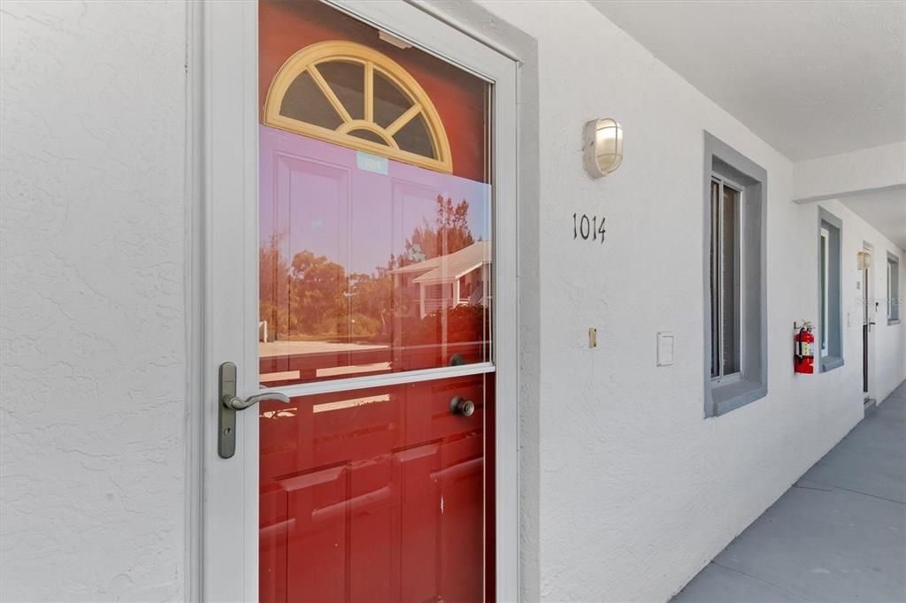 For Sale: $115,000 (2 beds, 2 baths, 1092 Square Feet)