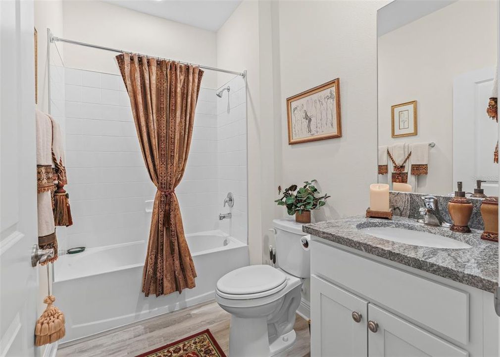 For Sale: $379,950 (2 beds, 2 baths, 1813 Square Feet)