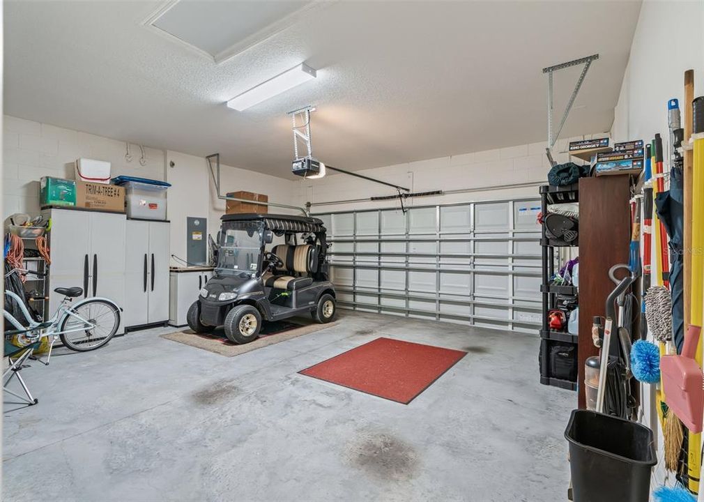 For Sale: $379,950 (2 beds, 2 baths, 1813 Square Feet)