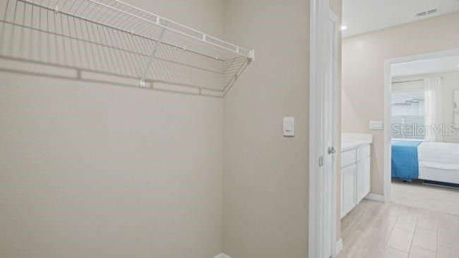 En Venta: $349,990 (4 camas, 2 baños, 2068 Pies cuadrados)