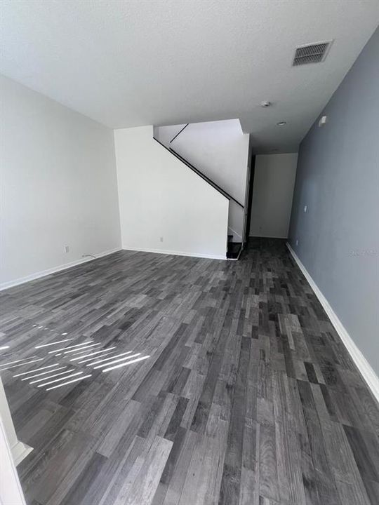 For Sale: $445,000 (4 beds, 2 baths, 2075 Square Feet)