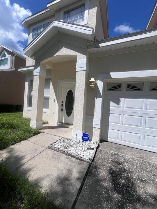 For Sale: $445,000 (4 beds, 2 baths, 2075 Square Feet)