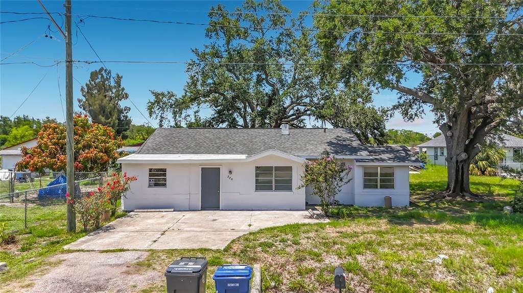 For Sale: $275,000 (3 beds, 2 baths, 1168 Square Feet)