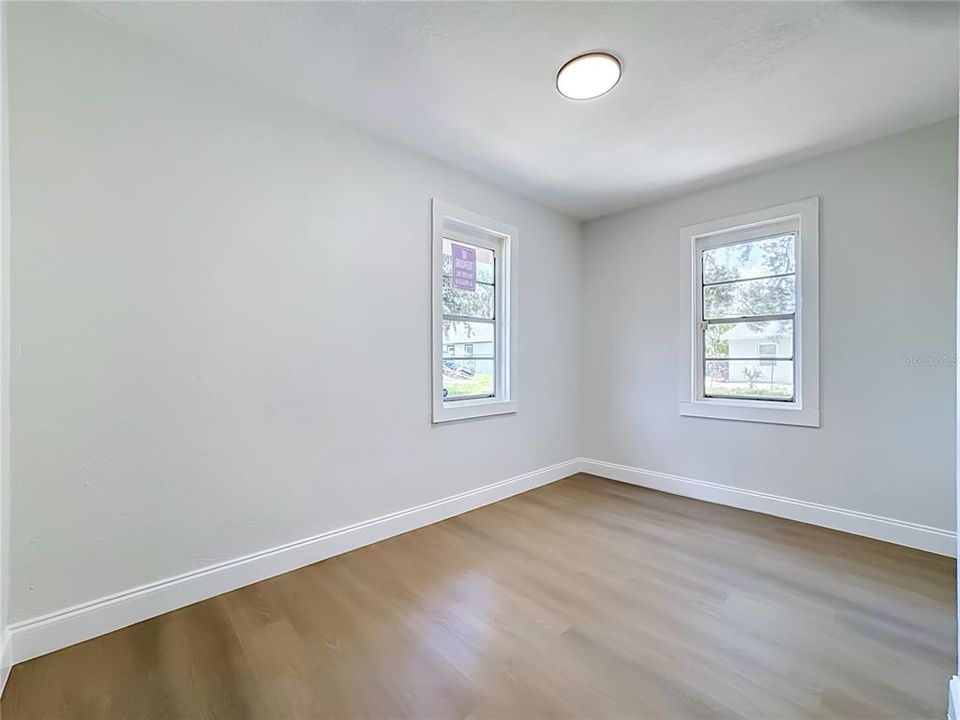 For Sale: $275,000 (3 beds, 2 baths, 1168 Square Feet)