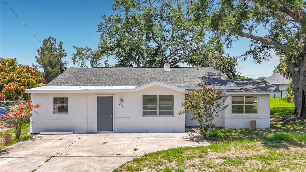 For Sale: $275,000 (3 beds, 2 baths, 1168 Square Feet)
