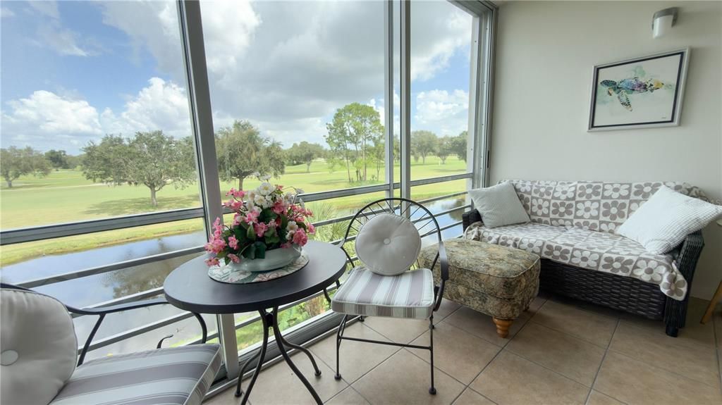 For Rent: $1,875 (1 beds, 1 baths, 900 Square Feet)