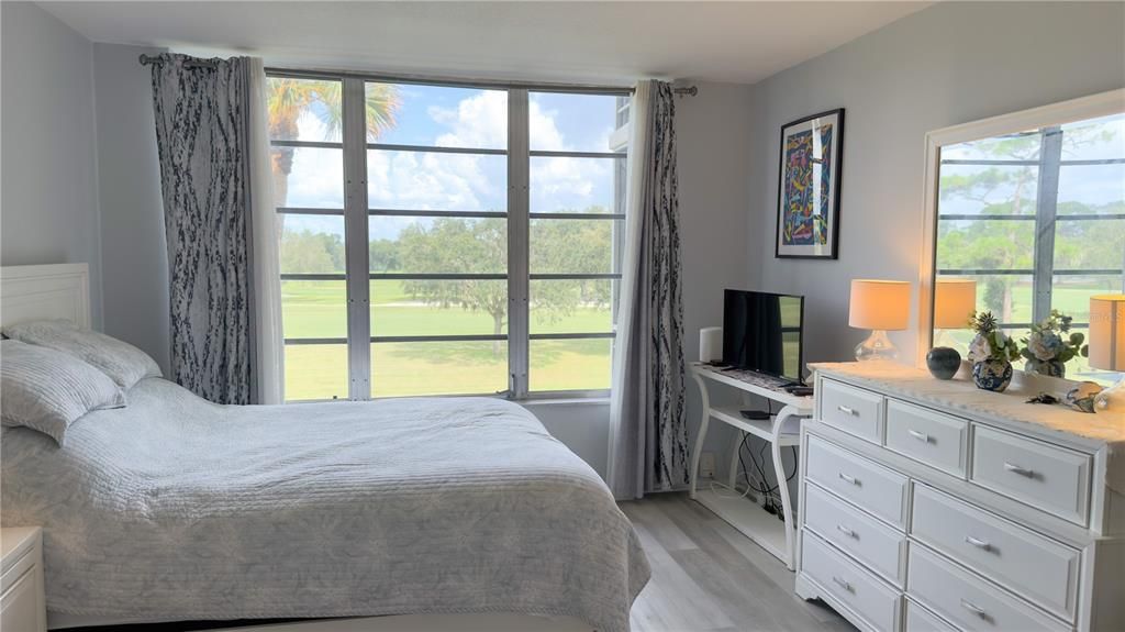 For Rent: $1,875 (1 beds, 1 baths, 900 Square Feet)