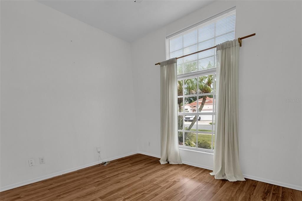 En Venta: $405,000 (3 camas, 2 baños, 1700 Pies cuadrados)