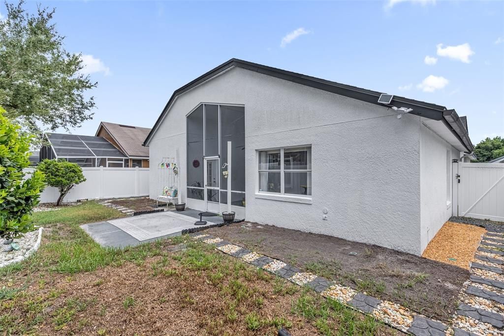 En Venta: $405,000 (3 camas, 2 baños, 1700 Pies cuadrados)