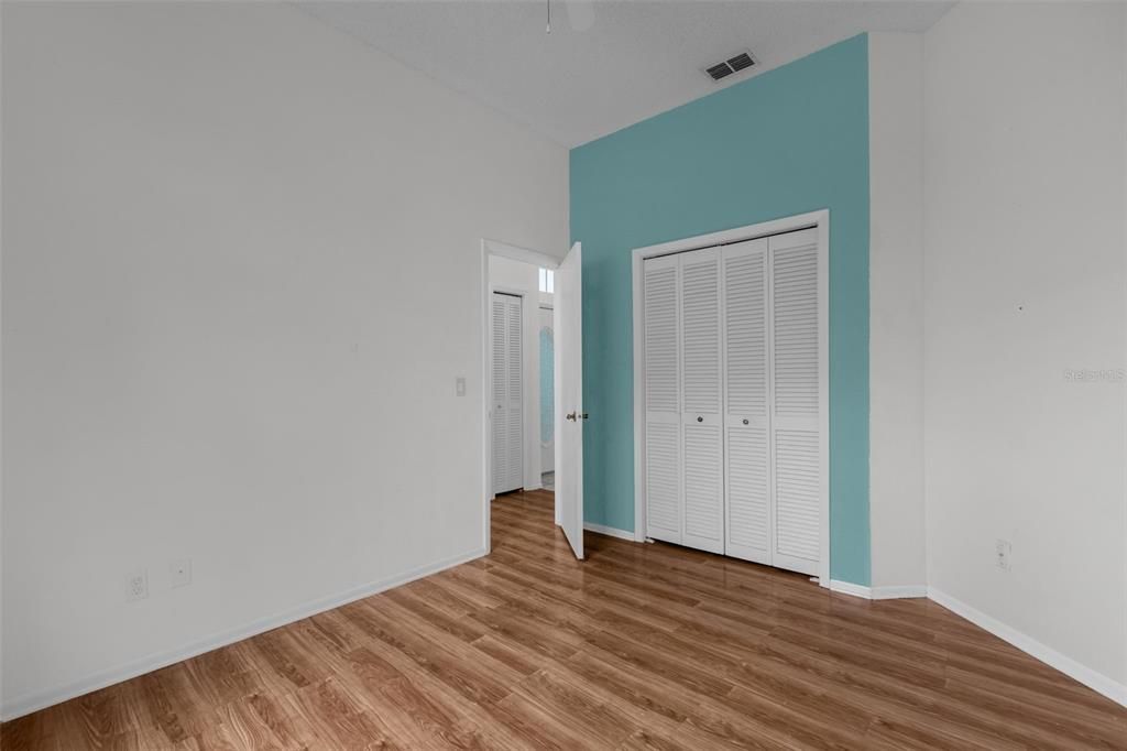 En Venta: $405,000 (3 camas, 2 baños, 1700 Pies cuadrados)