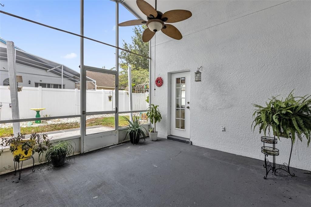 En Venta: $405,000 (3 camas, 2 baños, 1700 Pies cuadrados)