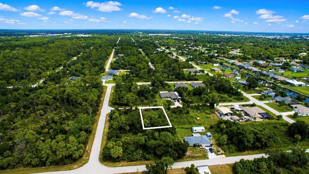 На продажу: $19,900 (0.23 acres)