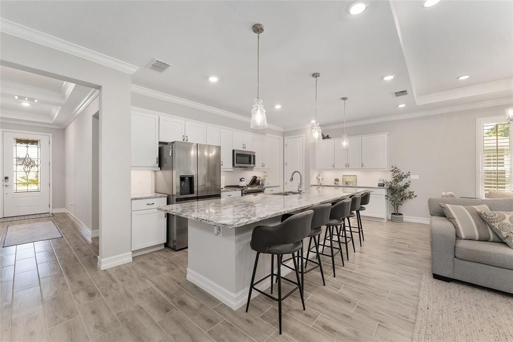 For Sale: $499,000 (3 beds, 2 baths, 1894 Square Feet)