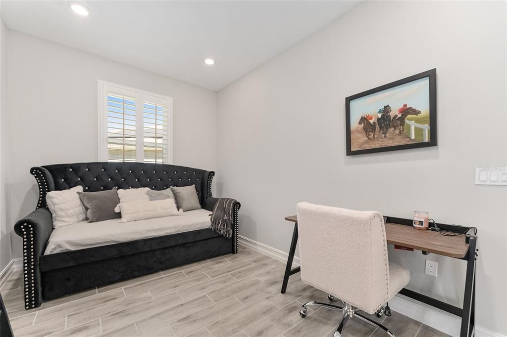 For Sale: $499,000 (3 beds, 2 baths, 1894 Square Feet)