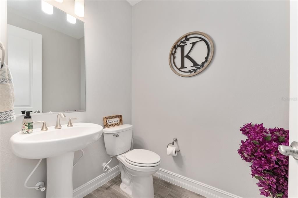 For Sale: $499,000 (3 beds, 2 baths, 1894 Square Feet)