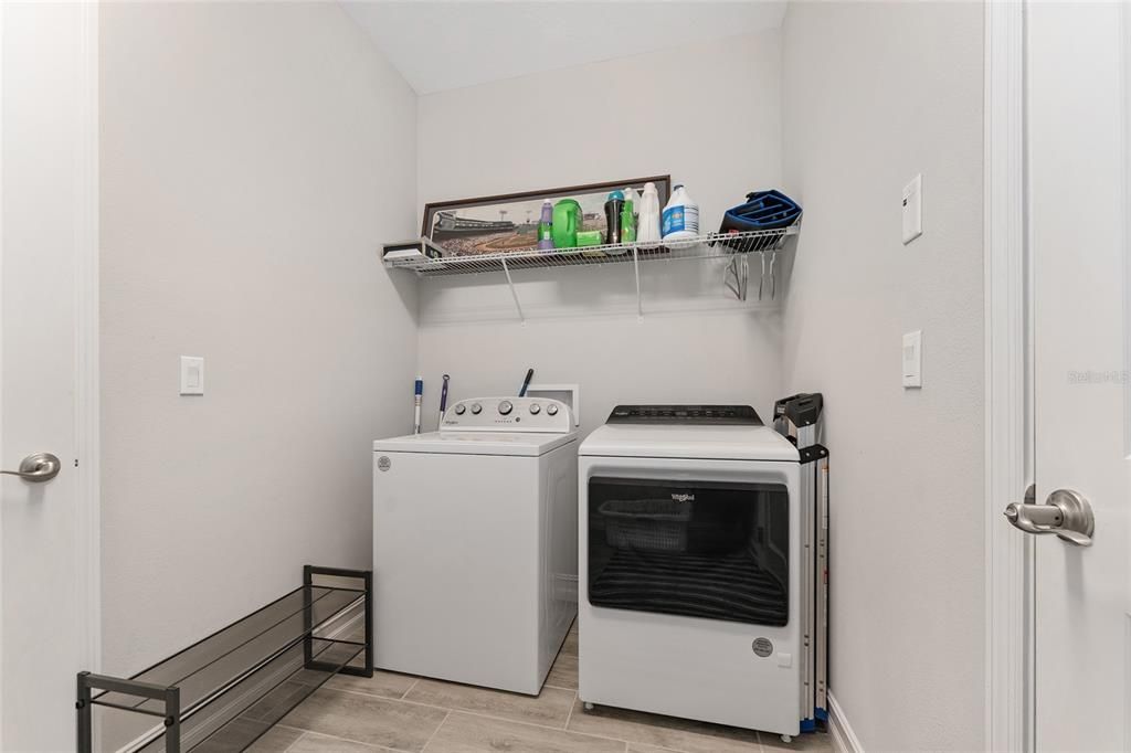 For Sale: $499,000 (3 beds, 2 baths, 1894 Square Feet)