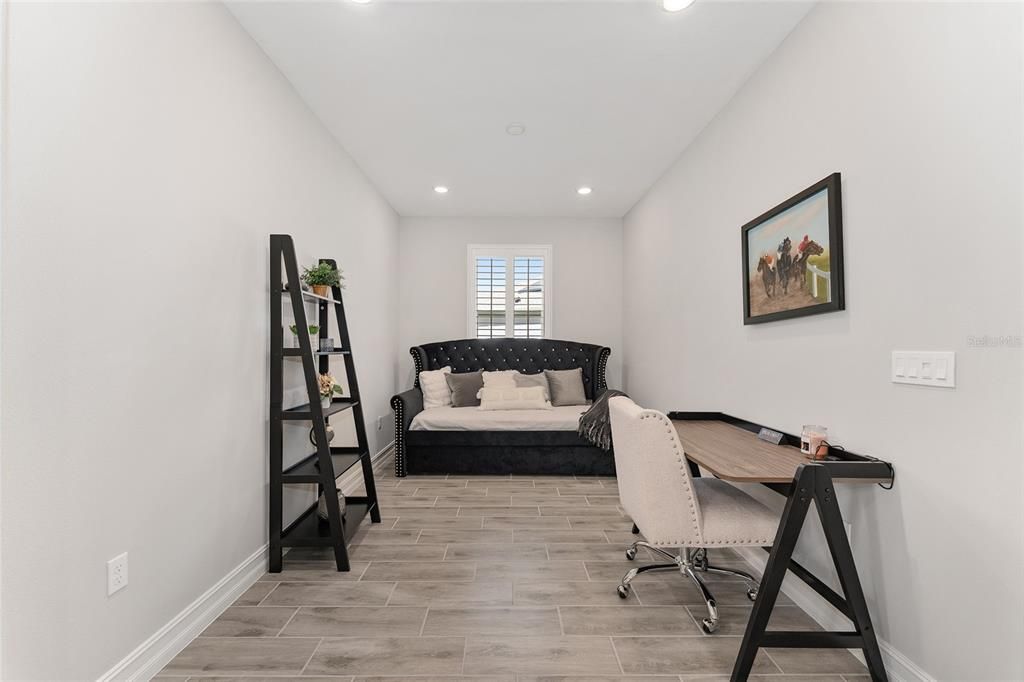 For Sale: $499,000 (3 beds, 2 baths, 1894 Square Feet)