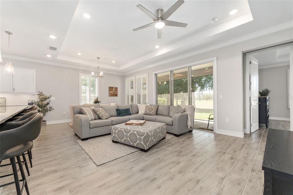 For Sale: $499,000 (3 beds, 2 baths, 1894 Square Feet)