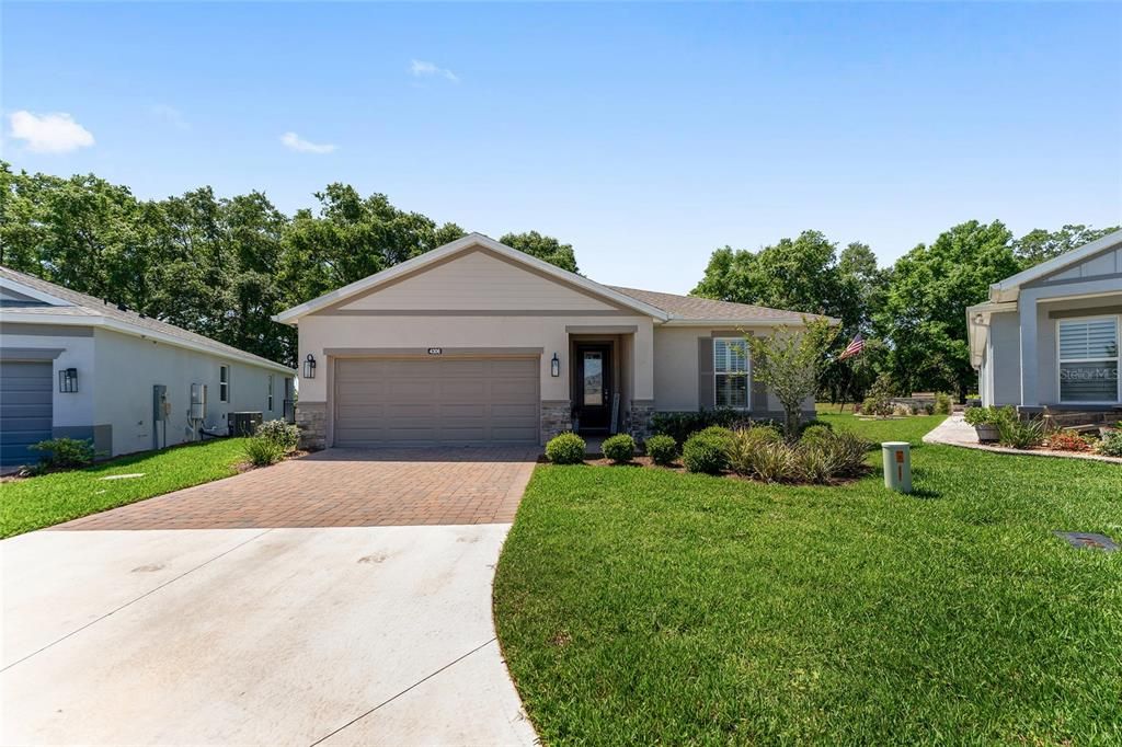 For Sale: $499,000 (3 beds, 2 baths, 1894 Square Feet)