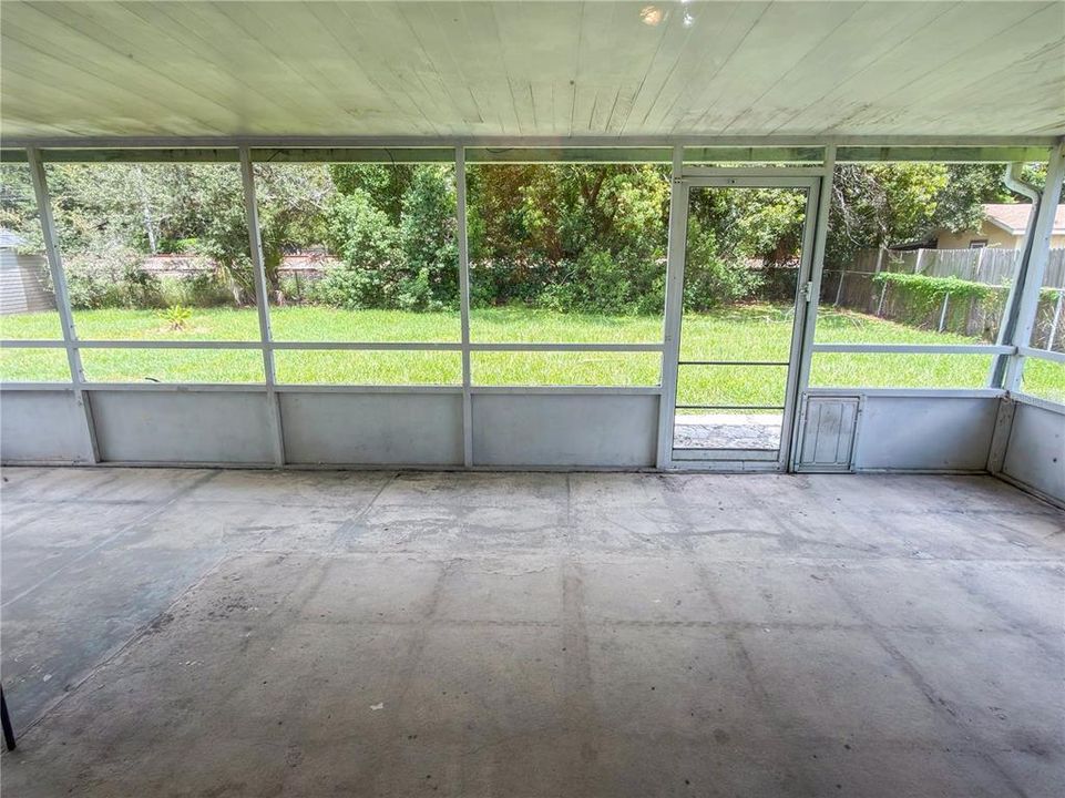 Activo con contrato: $230,000 (3 camas, 2 baños, 1176 Pies cuadrados)