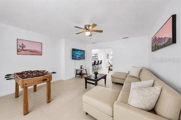 En Venta: $674,900 (3 camas, 2 baños, 1522 Pies cuadrados)