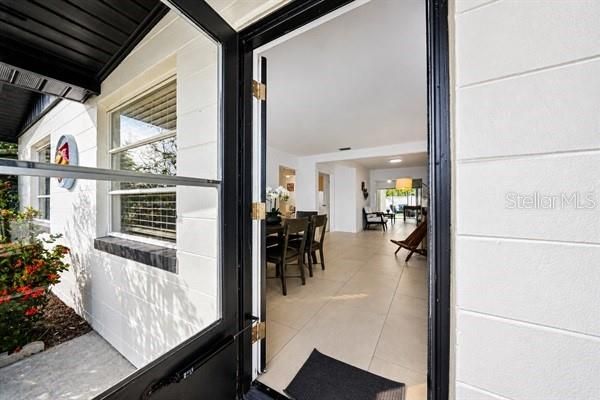 En Venta: $674,900 (3 camas, 2 baños, 1522 Pies cuadrados)
