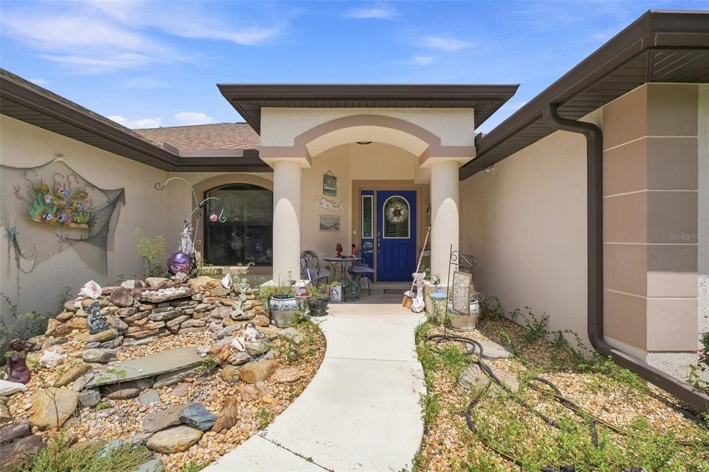 For Sale: $265,000 (3 beds, 2 baths, 1673 Square Feet)