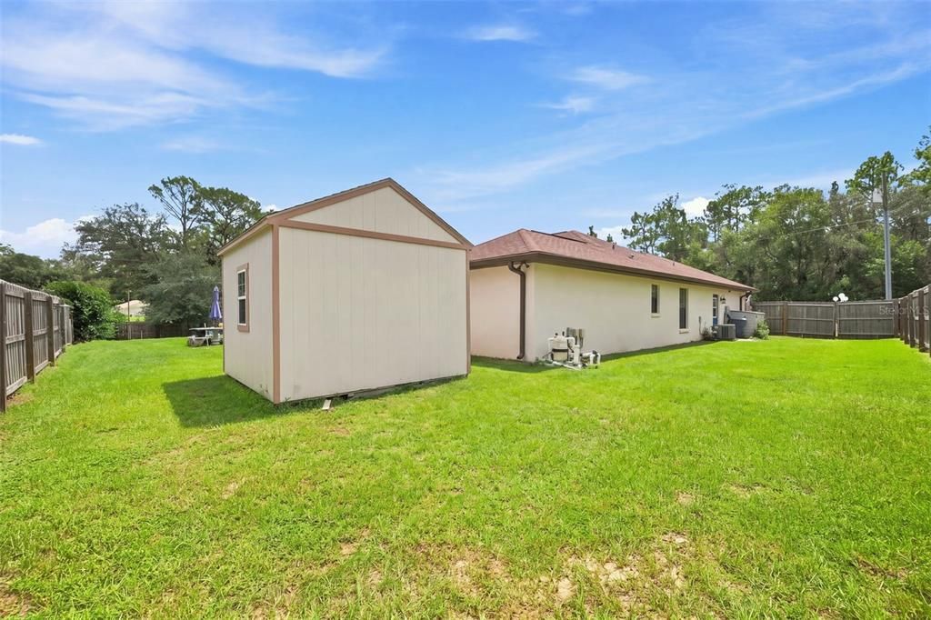 For Sale: $265,000 (3 beds, 2 baths, 1673 Square Feet)