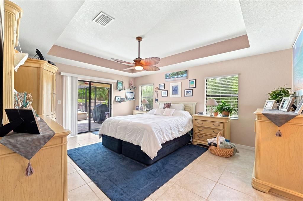 For Sale: $265,000 (3 beds, 2 baths, 1673 Square Feet)