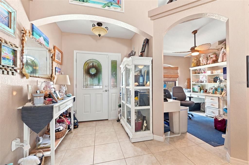 For Sale: $265,000 (3 beds, 2 baths, 1673 Square Feet)