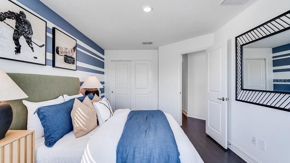 For Rent: $2,950 (4 beds, 3 baths, 2410 Square Feet)