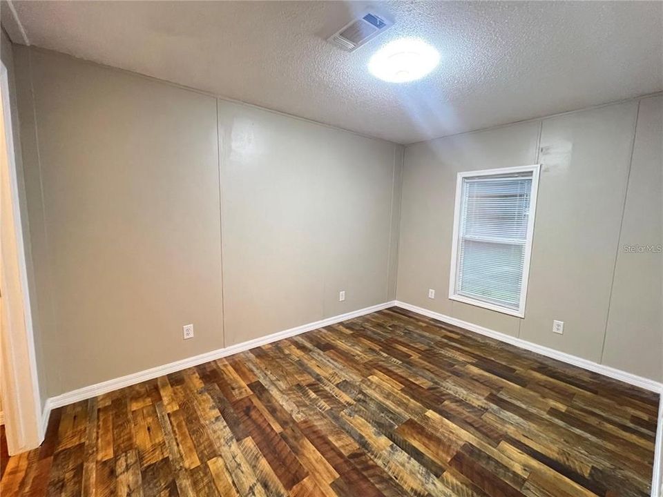 En Renta: $1,300 (3 camas, 2 baños, 1280 Pies cuadrados)