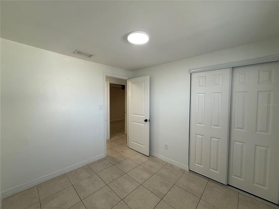 For Rent: $2,600 (3 beds, 1 baths, 1080 Square Feet)