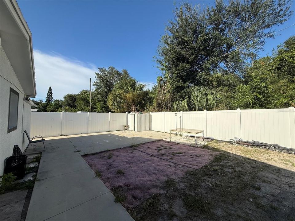 For Rent: $2,600 (3 beds, 1 baths, 1080 Square Feet)