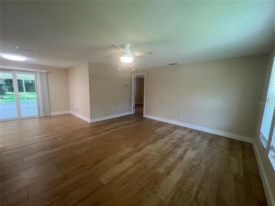 В аренду: $1,450 (2 спален, 2 ванн, 1104 Квадратных фут)