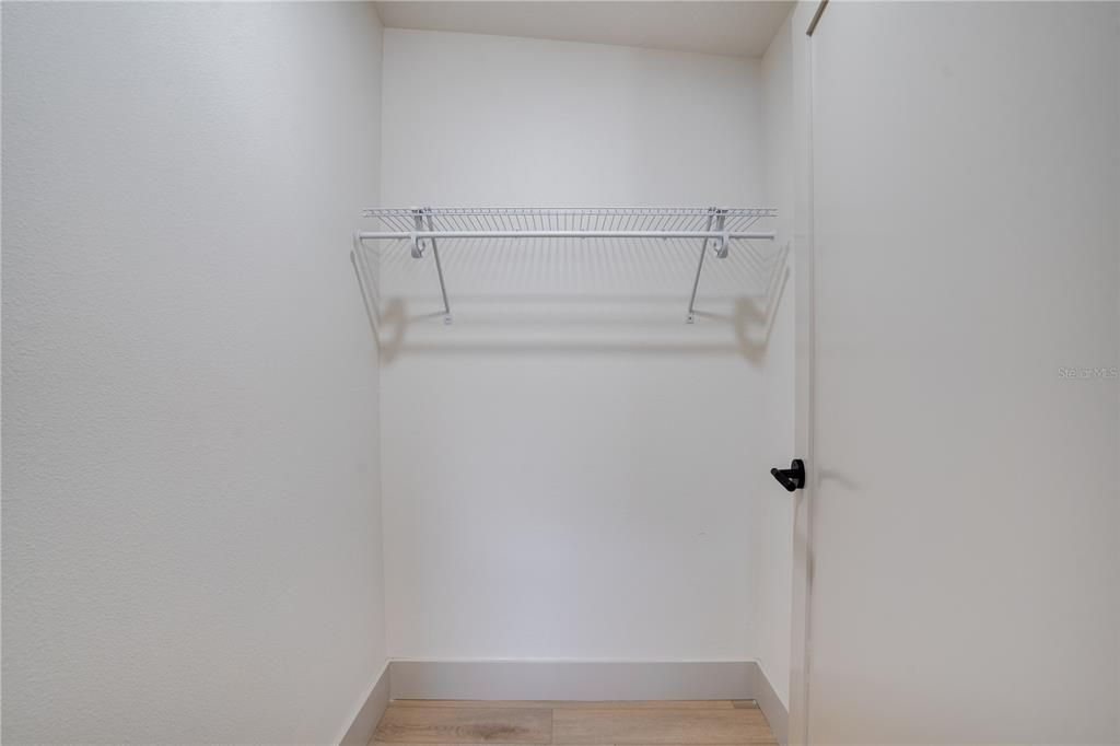 En Venta: $359,000 (3 camas, 2 baños, 1000 Pies cuadrados)