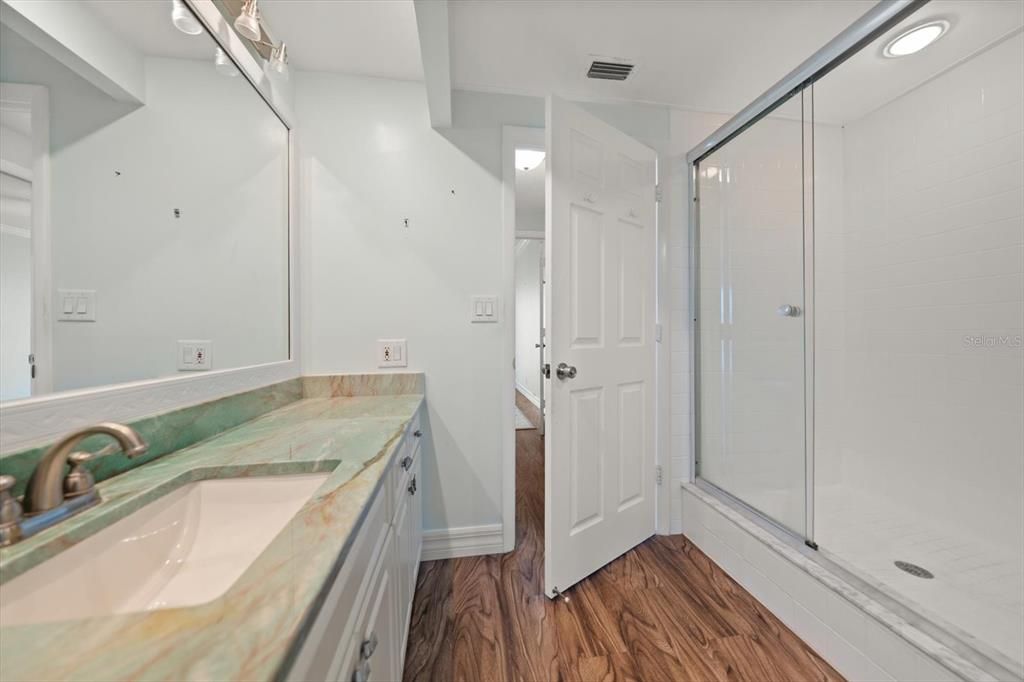 En Venta: $499,999 (2 camas, 2 baños, 1506 Pies cuadrados)