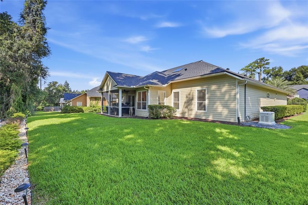 En Venta: $499,000 (3 camas, 2 baños, 2096 Pies cuadrados)
