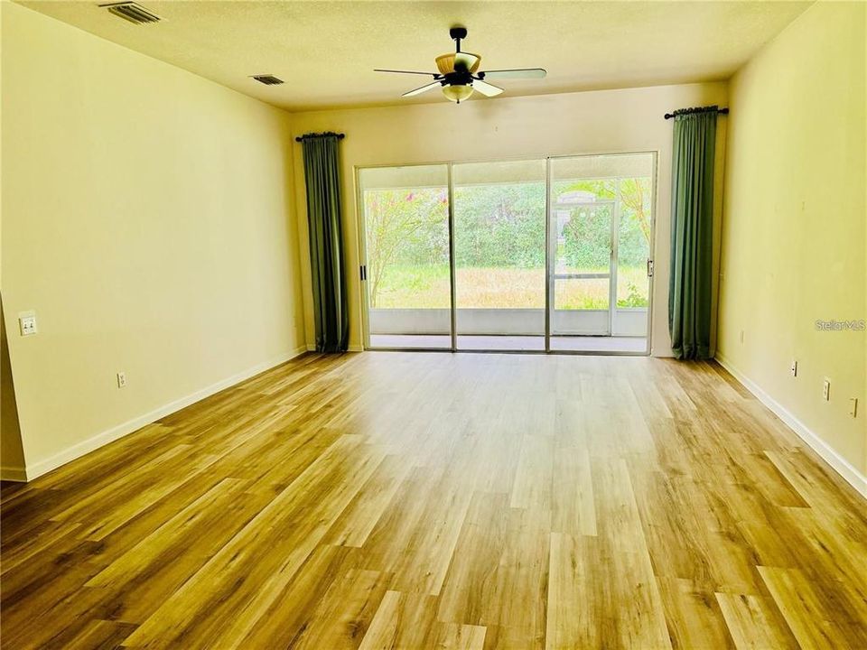 En Renta: $2,750 (4 camas, 3 baños, 2763 Pies cuadrados)