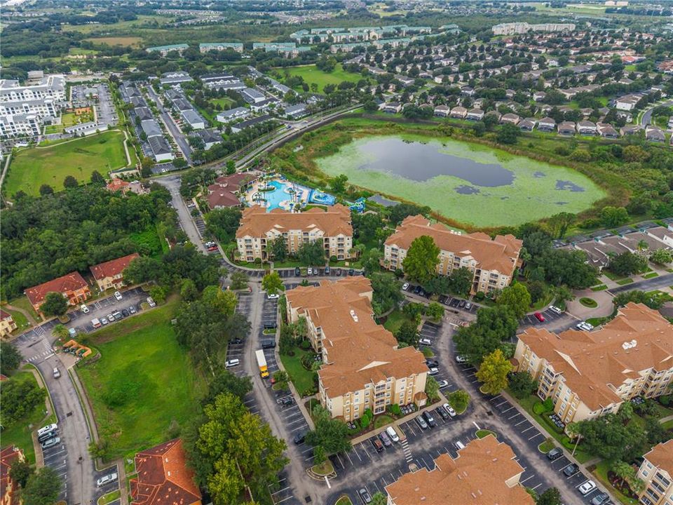 For Sale: $275,000 (2 beds, 2 baths, 1081 Square Feet)