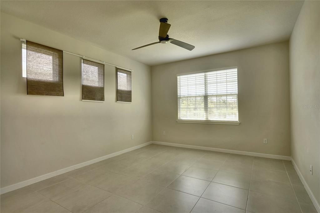 For Sale: $669,000 (4 beds, 3 baths, 2860 Square Feet)