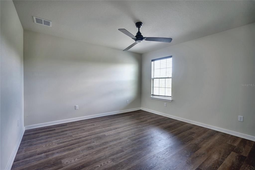 For Sale: $669,000 (4 beds, 3 baths, 2860 Square Feet)